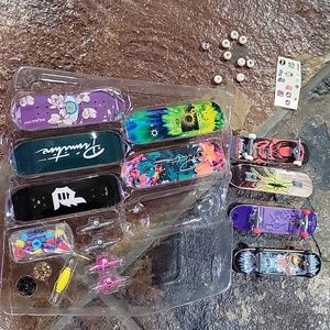 Teck Deck / Finger Skateboard Bundle